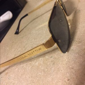 Louis Vuitton sun glasses