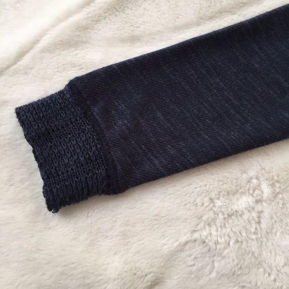 Lucky Brand XS Navy Pull Over sweater * Flaws * - Picture 6 of 8