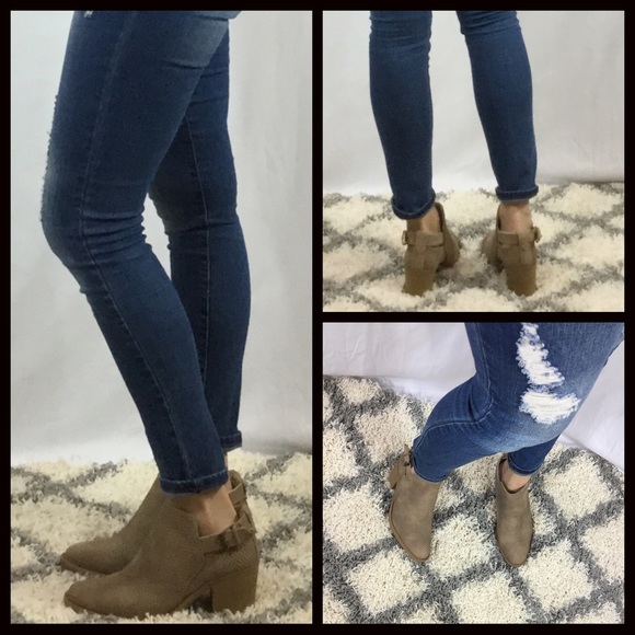 1 LEFT SALE‼️5 ⭐️Perforated Buckled Booties - Picture 5 of 7