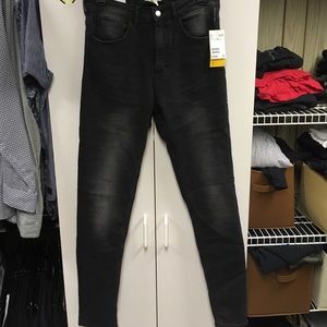 NWT skinny jeans