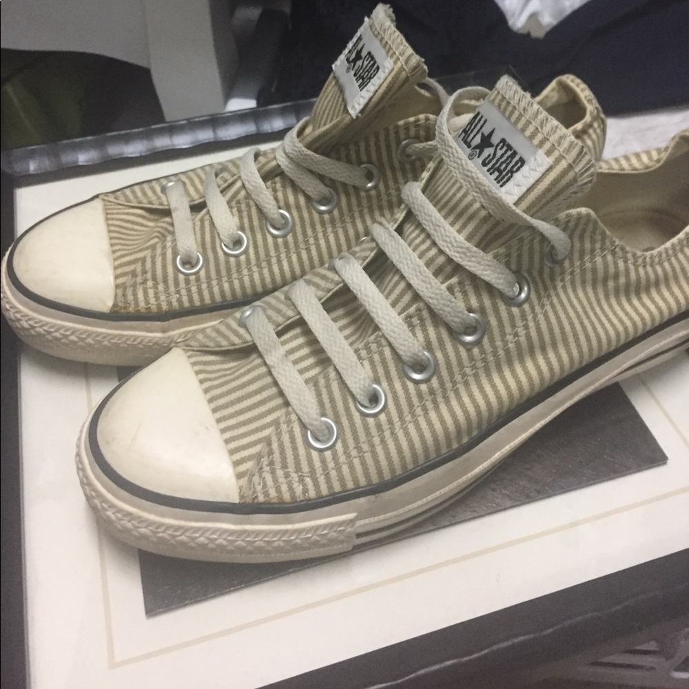 Converse🎀closet clear out
