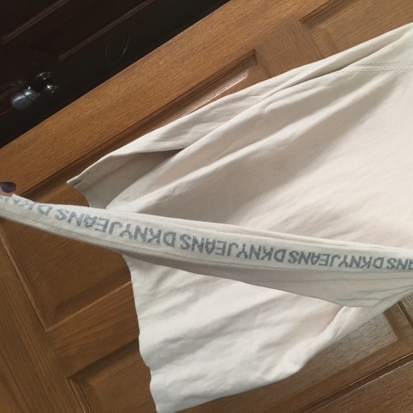 Cute DKNY sweater! - Picture 2 of 4