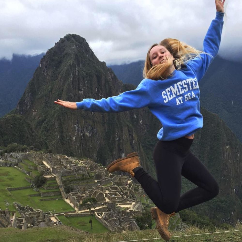 Meet your Posher, Victoria