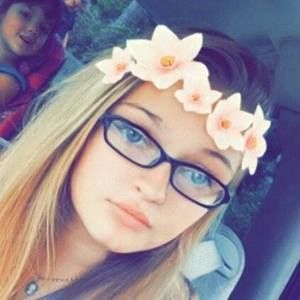 Meet your Posher, Tabitha