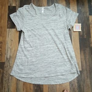 Lularoe classic tee