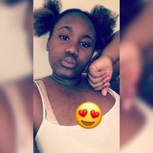 Meet your Posher, Yolonda