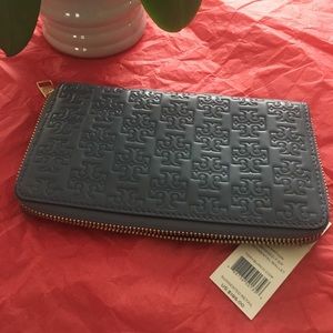 TORY BURCH WALLET