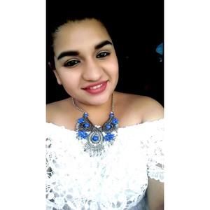Meet your Posher, Daniela