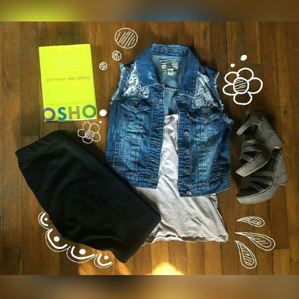 Jean Vest