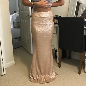 Lulus maxi sequin skirt size xs