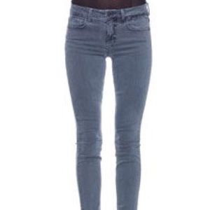 Like New! Joe's Jeans The Skinny Jean in Midnight
