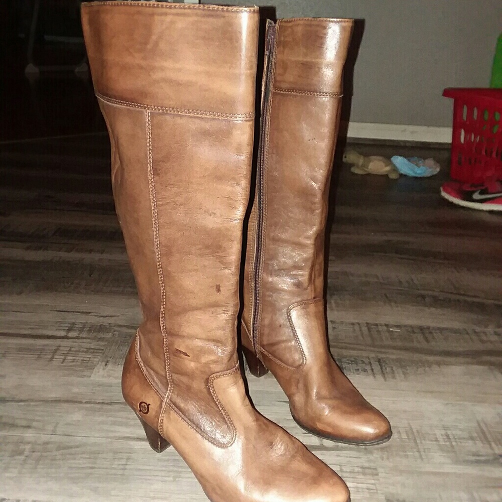 Born-Mallory boots