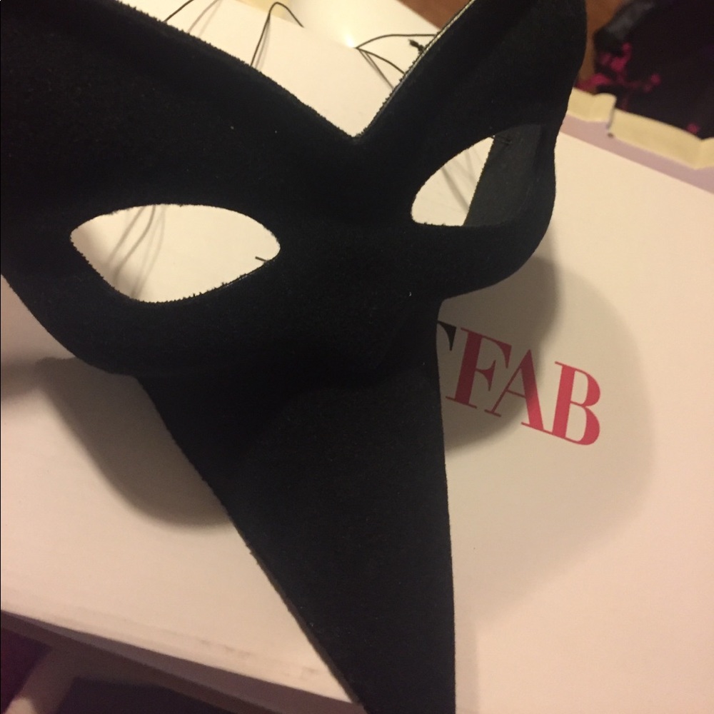 Men Masquerade Mask!!! - Picture 3 of 5