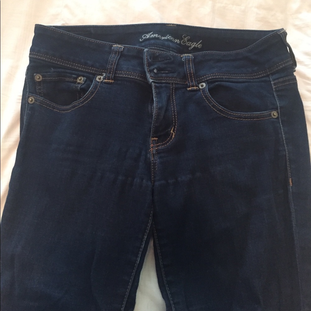 American Eagle skinny jeans. Double button