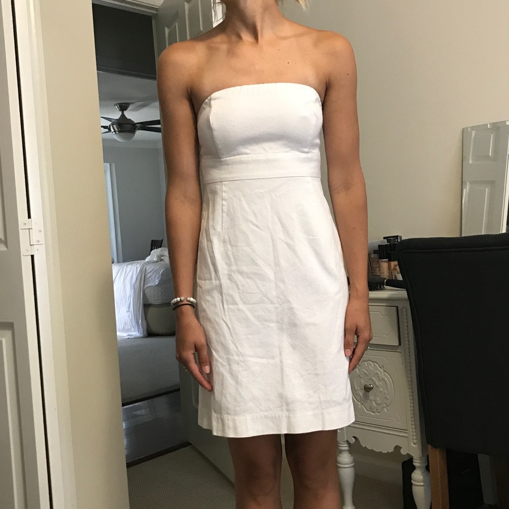 White vineyard vines dress size 0