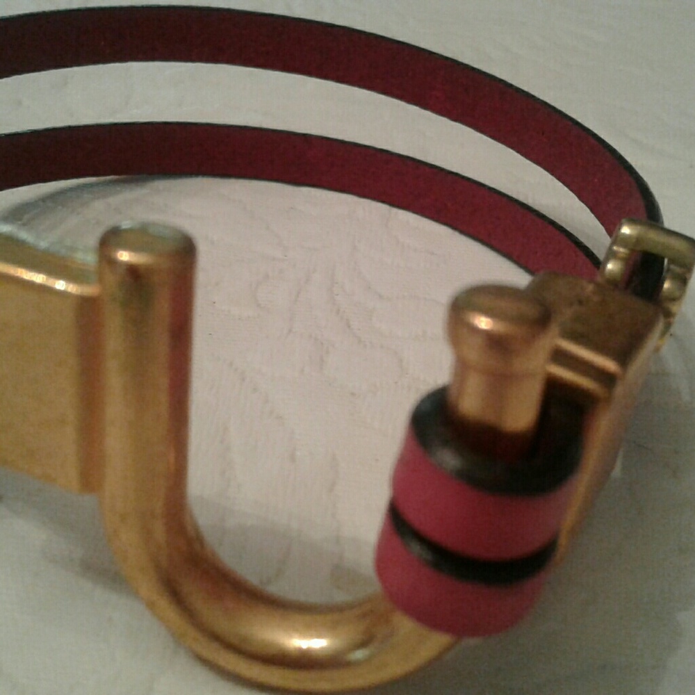 NEW ted leather hook bracelet made in Spain
