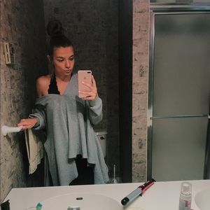 Meet your Posher, Julia