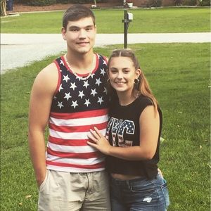 Meet your Posher, Carley