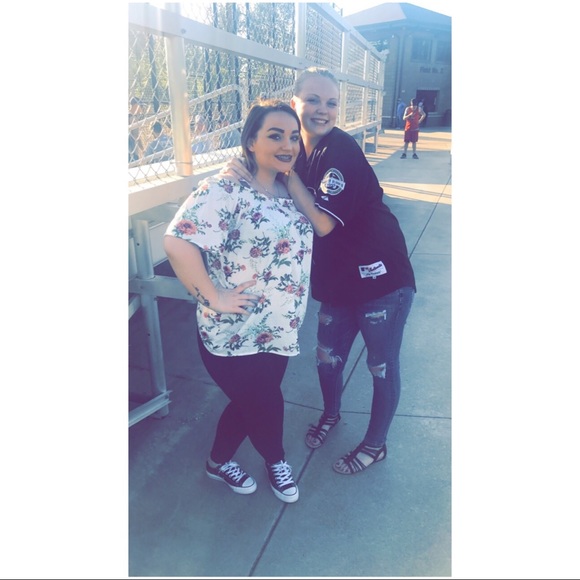 Meet your Posher, Shawna - Picture 1 of 1