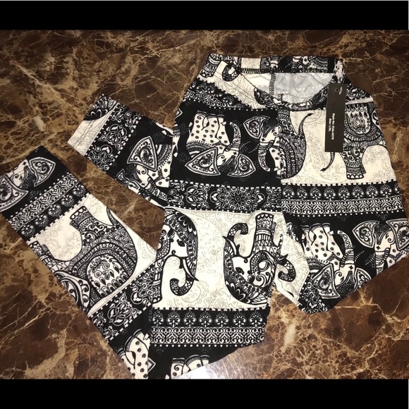 Elephant Print Full Length Leggings Ultra Soft NWT - Picture 3 of 8