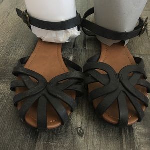 Like New Summer Sandals