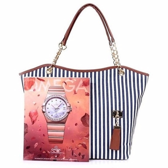 Striped Wide Tassel Shoulder Bag for Women - Picture 3 of 4