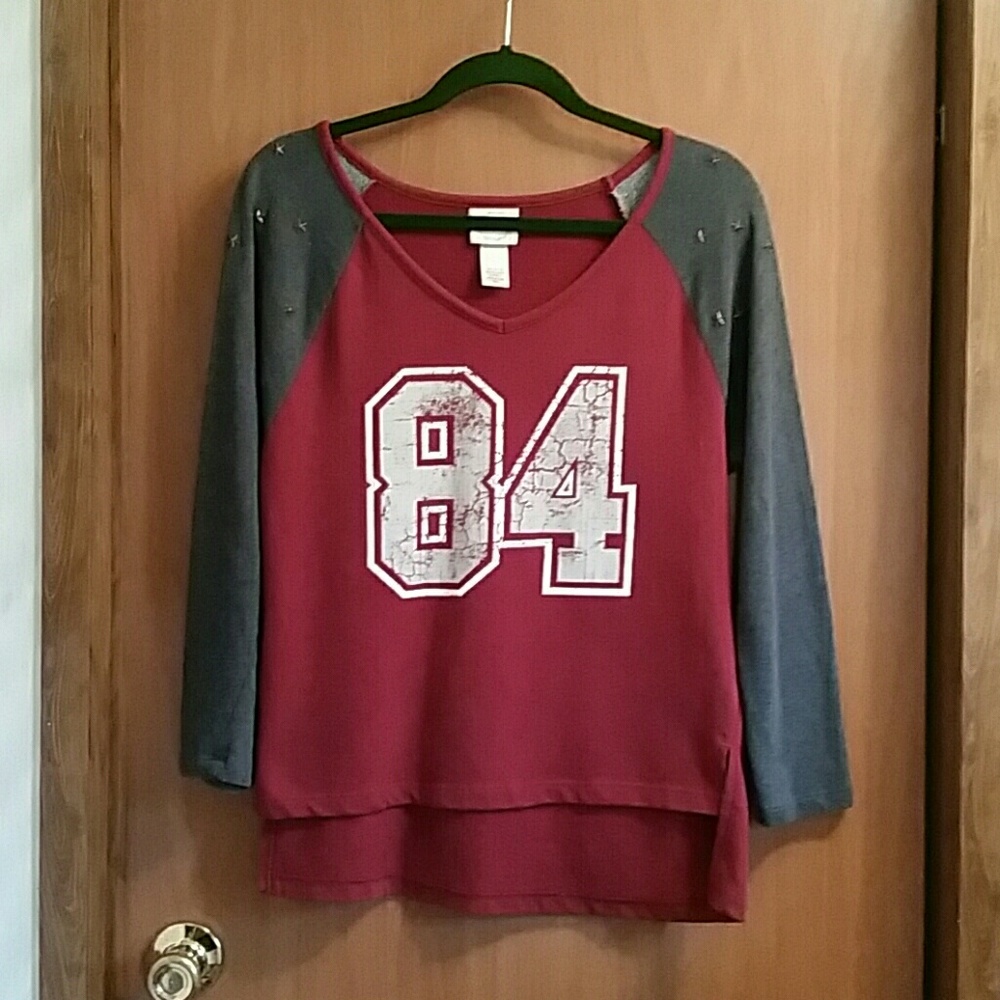 Belle du Jour Charcoal Burgandy Sweatshirt Top