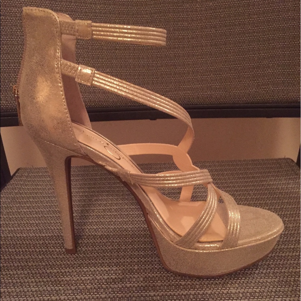 Meet your Posher, Karina