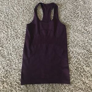 Racerback lululemon workout tank size 2