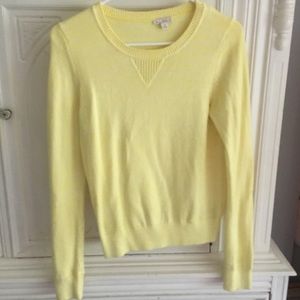 Gap Yellow Sweater with 'V' accent - SIZE XS