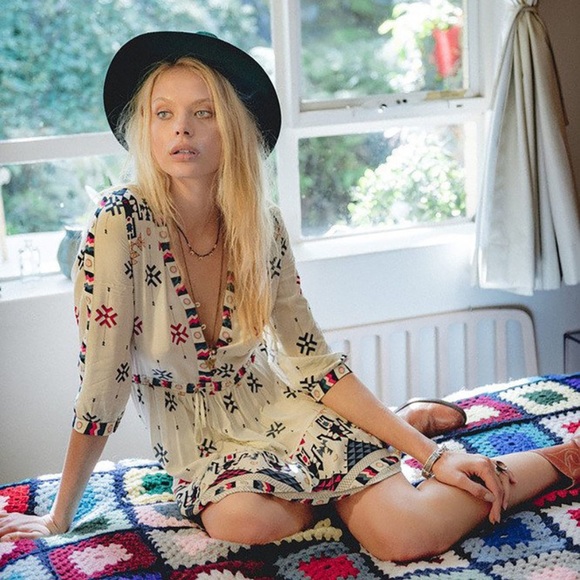 {Arnhem} Mini Dress - Picture 2 of 7