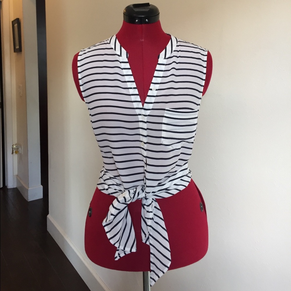 JOIE nautical, buttoned, tank in navy & white