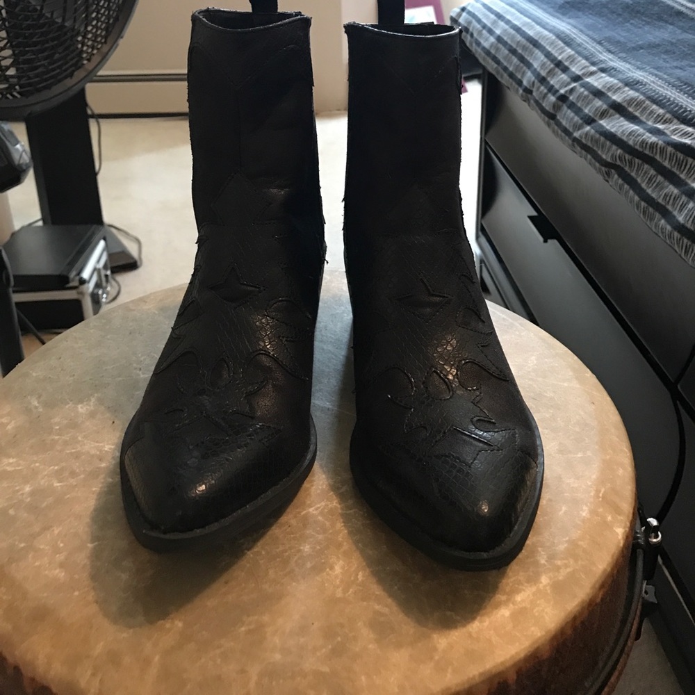 Matisse coconuts cowboy boot size 7m fits 7/12