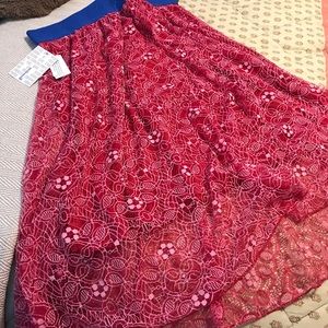 LuLaRoe Lola skirt, size Large.