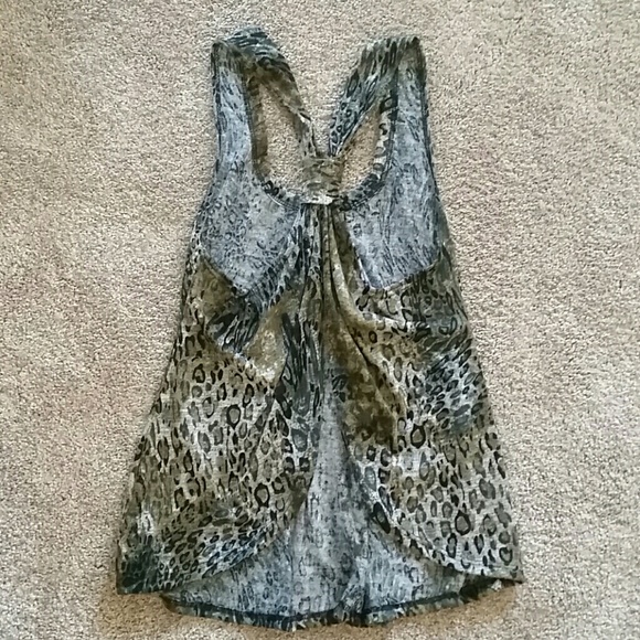 Animal print top - Picture 3 of 3
