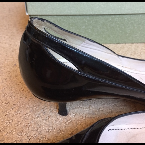 Black Patent leather Charles David kitten heels - Picture 3 of 6