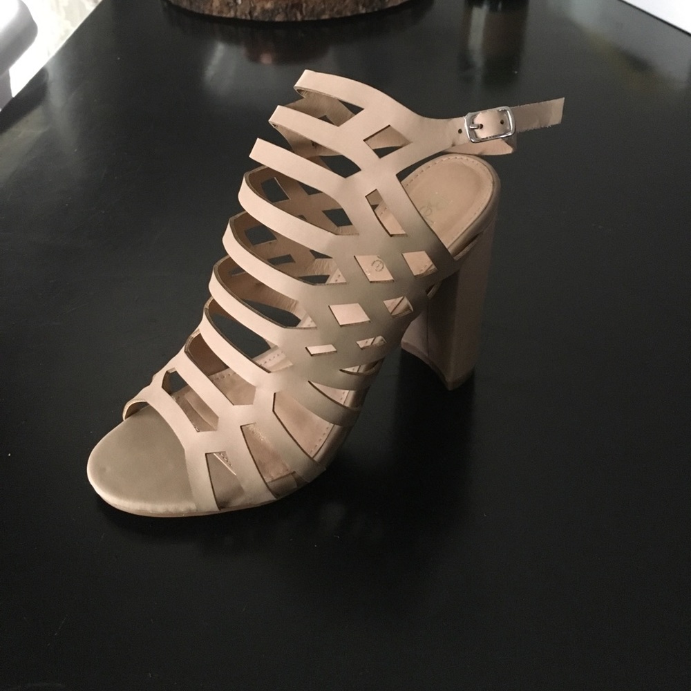 Nude gladiator heels