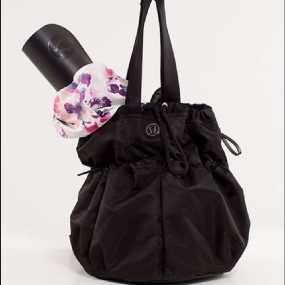 Lululemon bliss gym /yoga bag