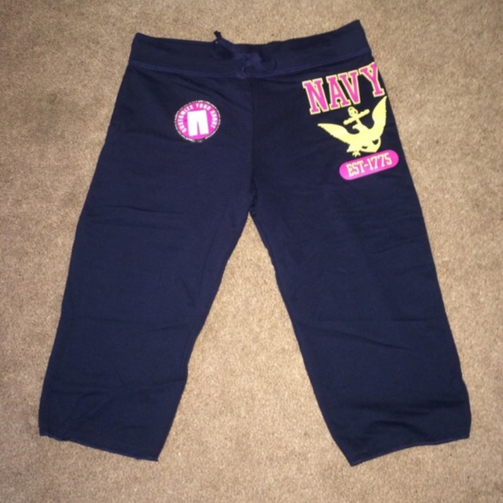 Navy capris