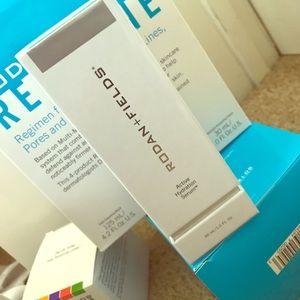 Rodan & fields hydration serum