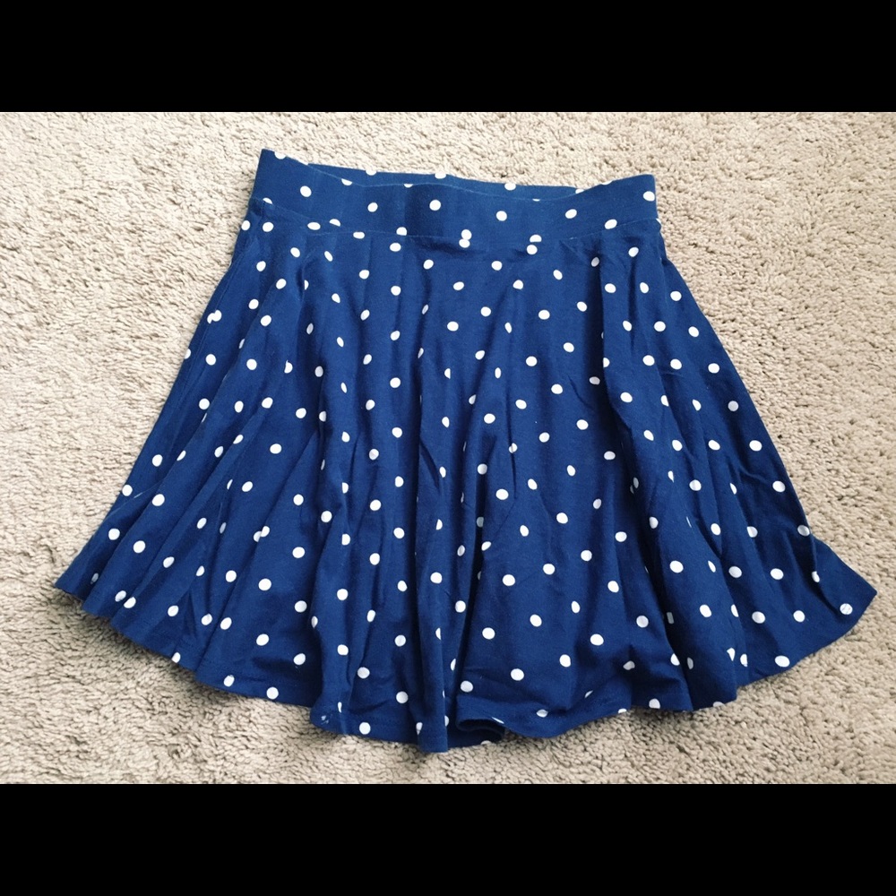 polka dot skater skirt. OFFER‼️