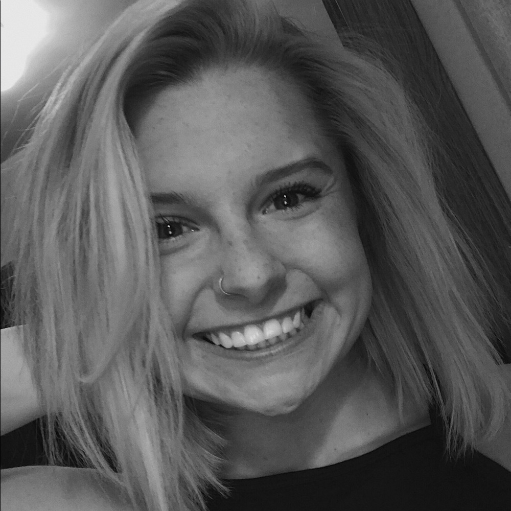 Meet your Posher, Kayla