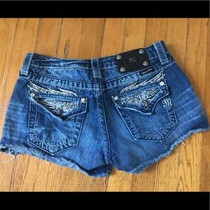 Adorable Miss Me Shorts size 27