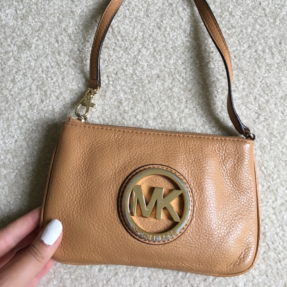 Michael Kors wristlet