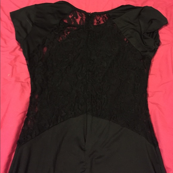 Black maxi w/lace accents on front and lace back - Picture 8 of 8