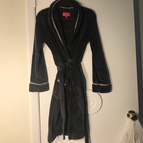 Victoria Secret Bath Robe - Picture 2 of 3