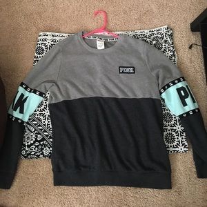 PINK VS sweatshirt