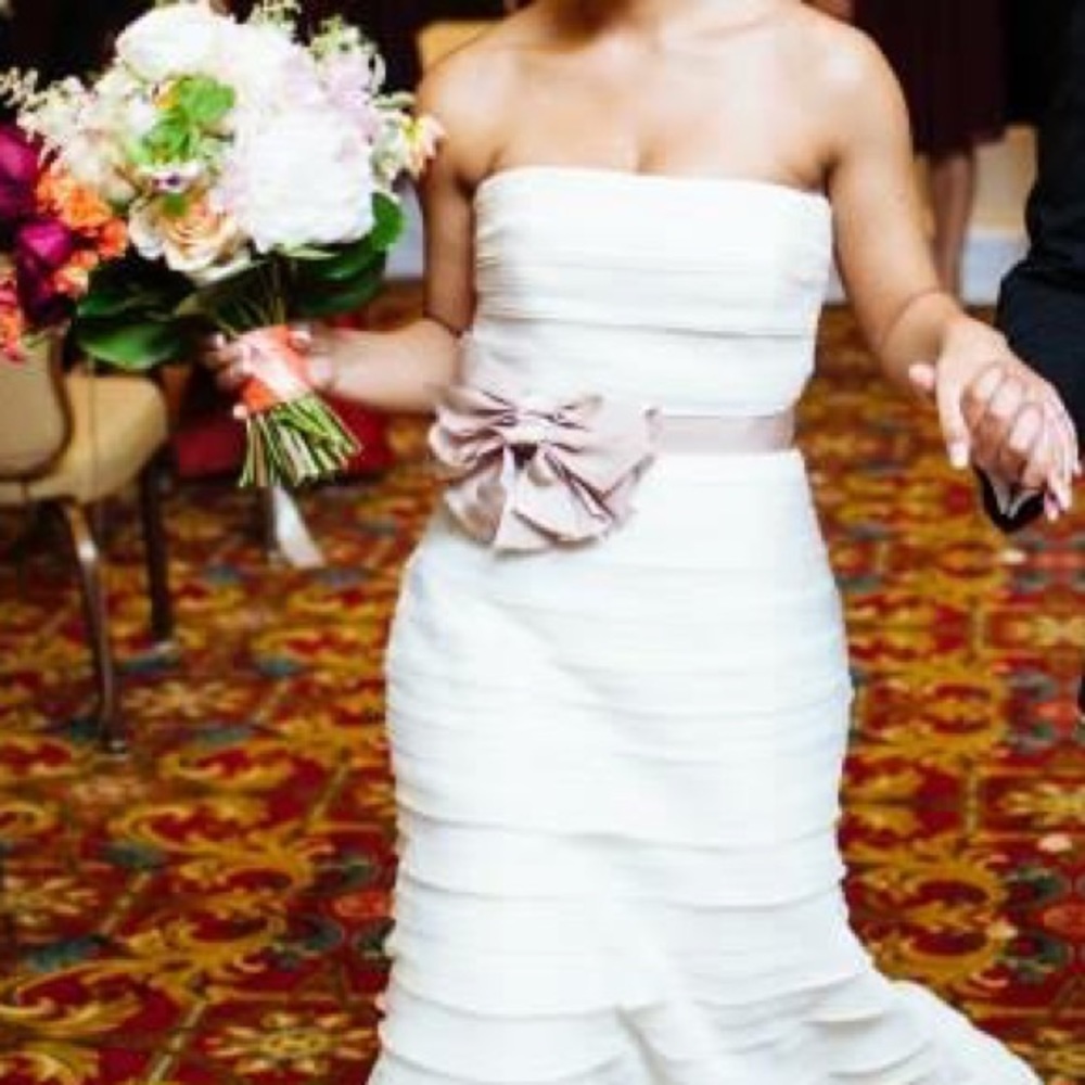 Vera Wang bow sash in Dusty pink. Size S