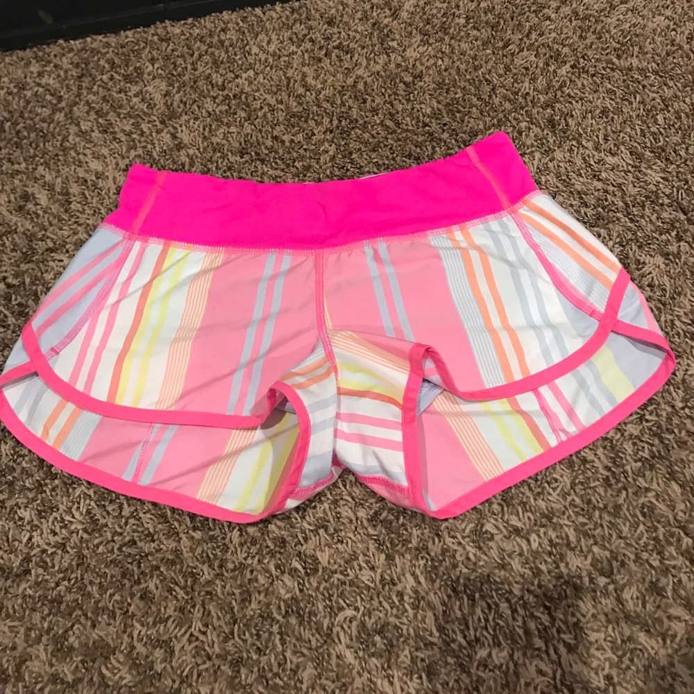 Lululemon size 4 speed shorts