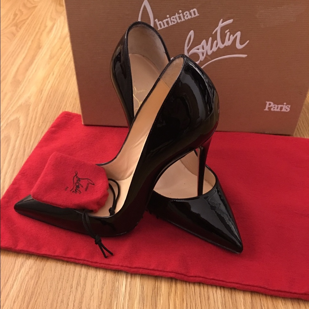 Christian Louboutin "So Kate"